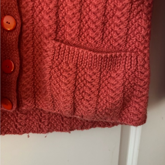 Sweater hand knit womens small - Picture 3 of 4